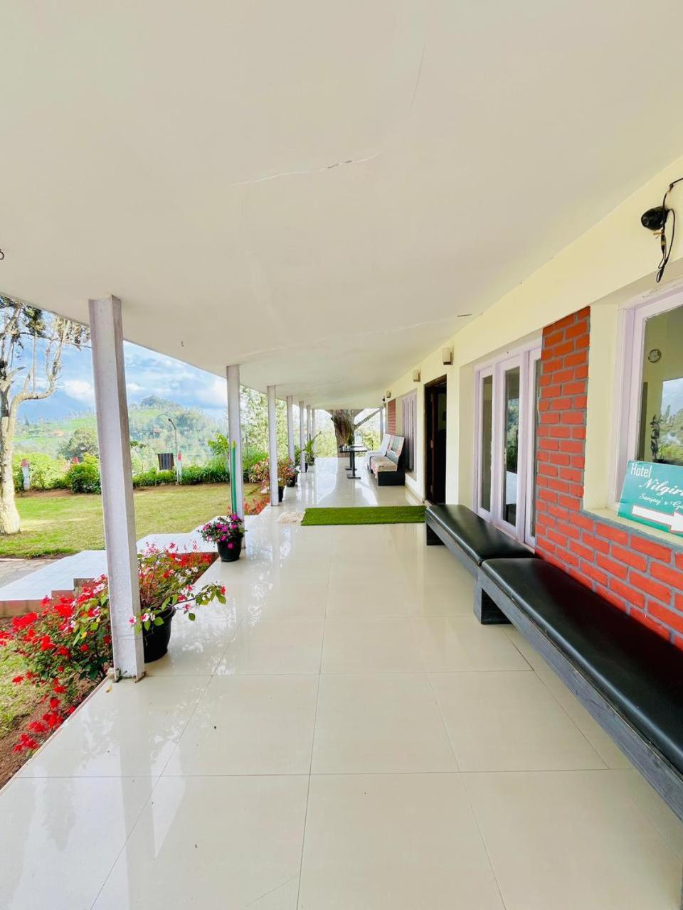 Nilgiris Inn Kotagiri Eksteriør billede
