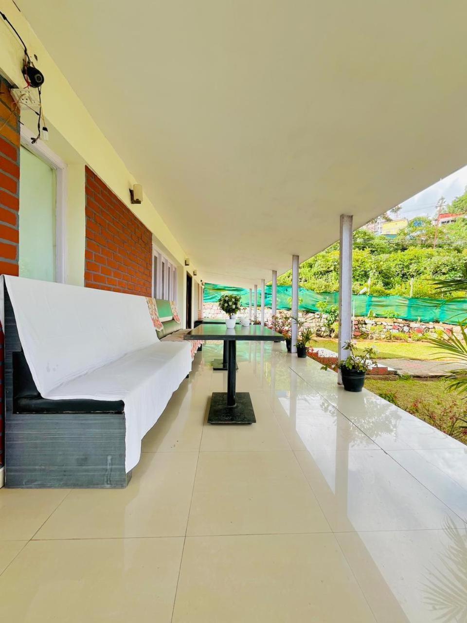 Nilgiris Inn Kotagiri Eksteriør billede