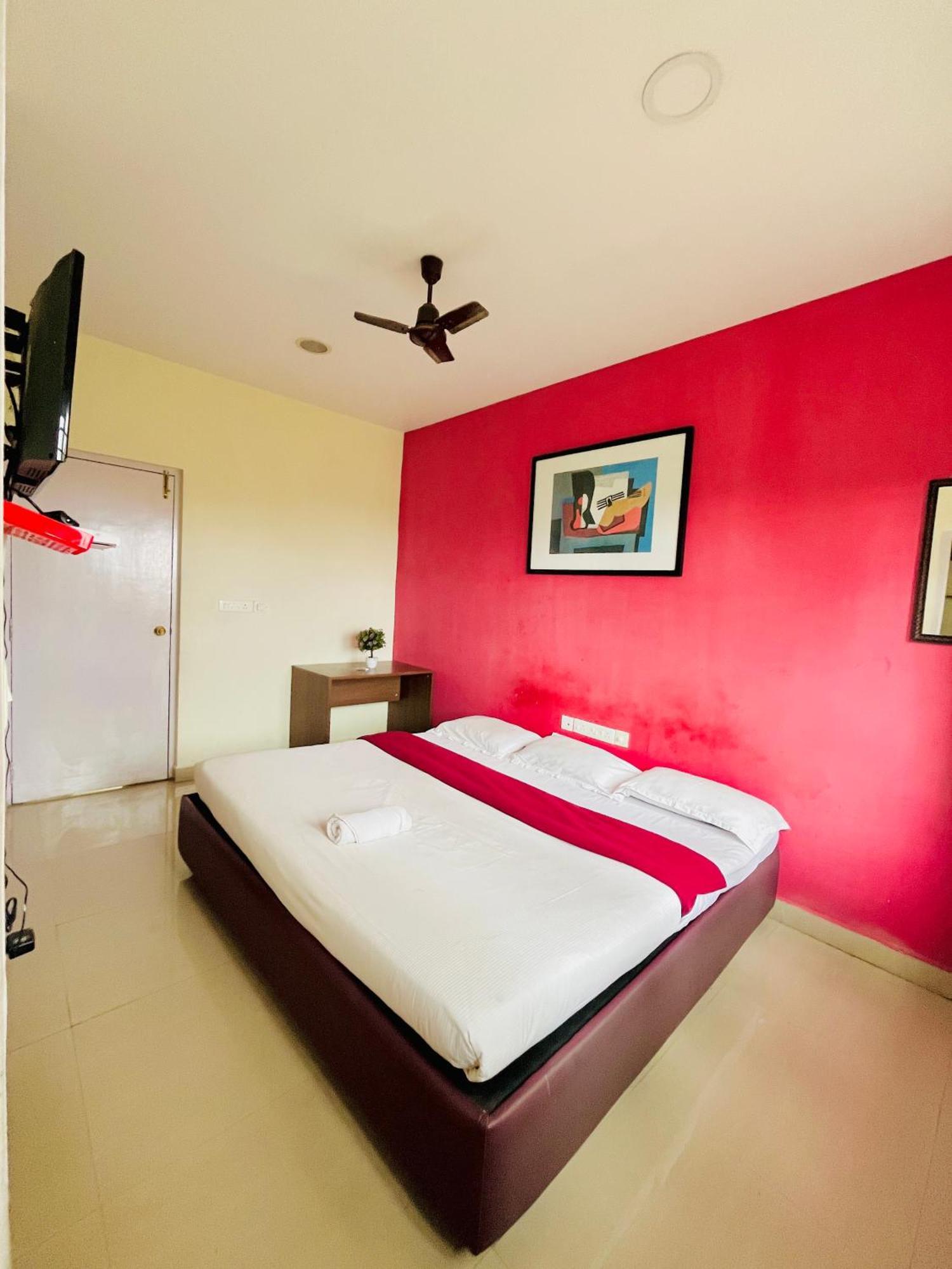 Nilgiris Inn Kotagiri Eksteriør billede